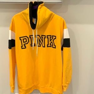 PINK long sleeve sweatshirt
